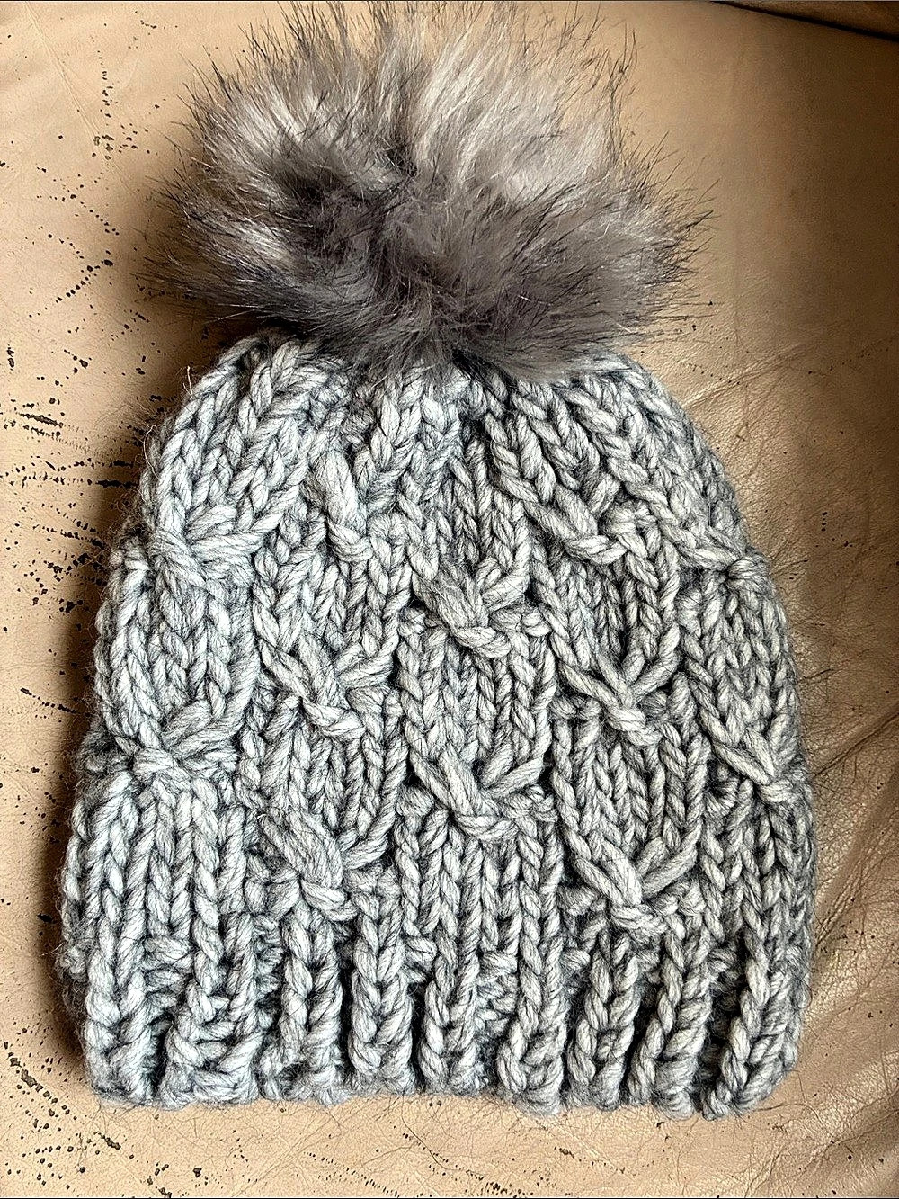 Gelso Bianco Cable Knit Pom Hat in Gray Like New